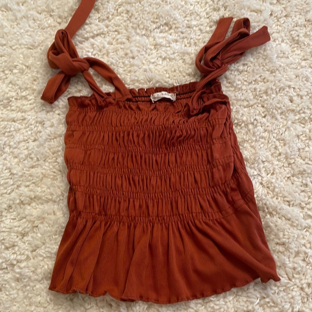 Altar d state XS rust colored top